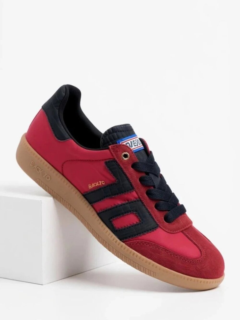 NEW IN BOX BACK 70 women shoes GHOST sneaker BLACK RED GEORGIA UGA EU 37 US 6
